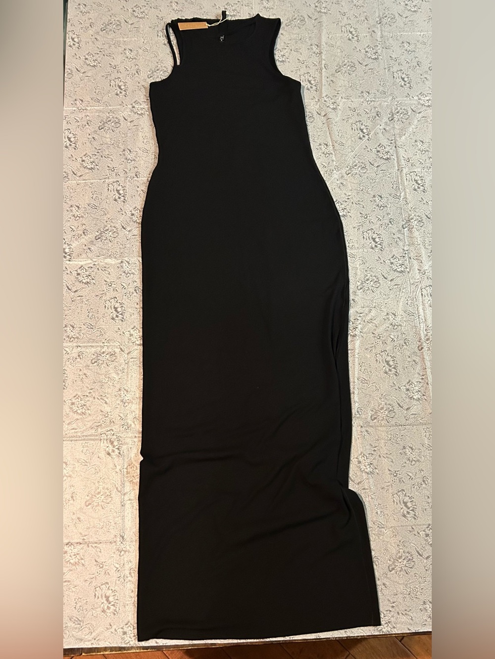 SKIMS SUPER SOFT RIBED  fits everybody dress